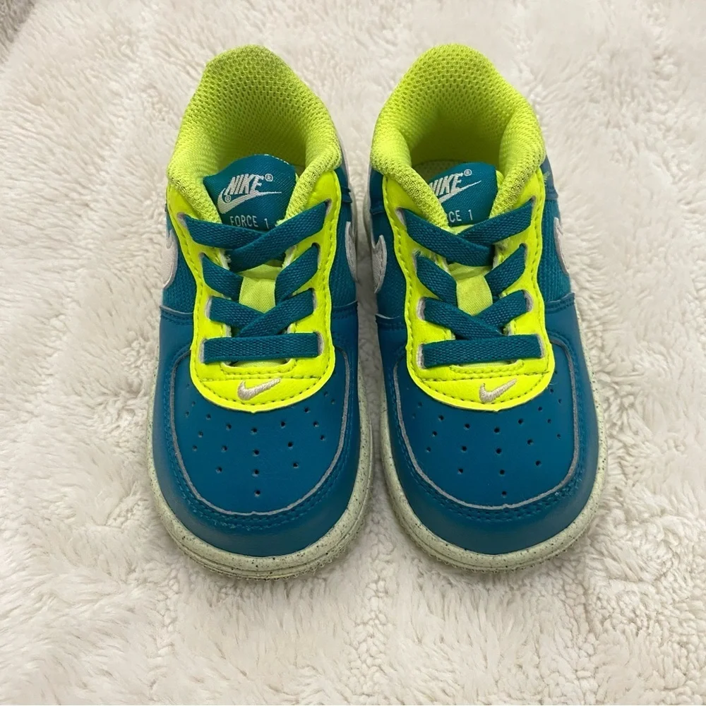 Nike Force 1 Crater Next Nature Kids Teal and Lime Sneakers Size 5c